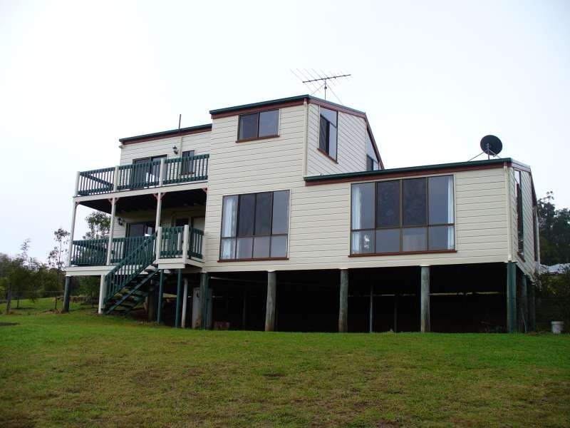 1 Ballantyne Road, Highfields QLD 4352