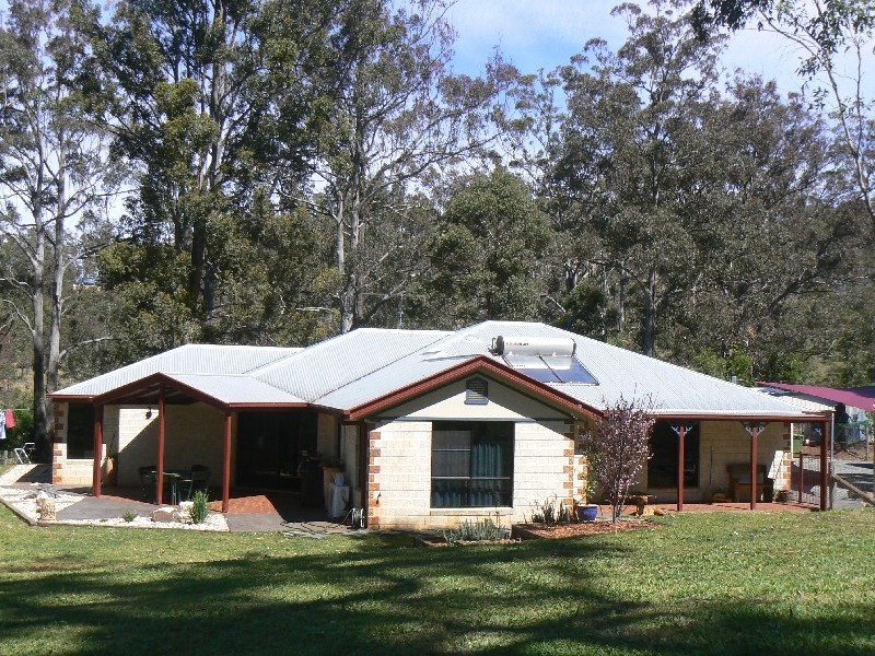 48 Wilkes Road, Hampton QLD 4352