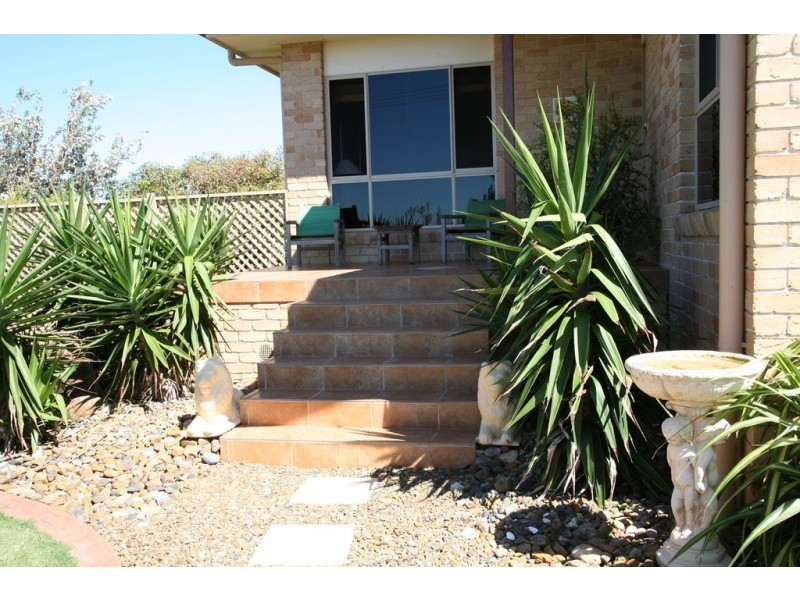 158 The Esplanade, Elliott Heads QLD 4670