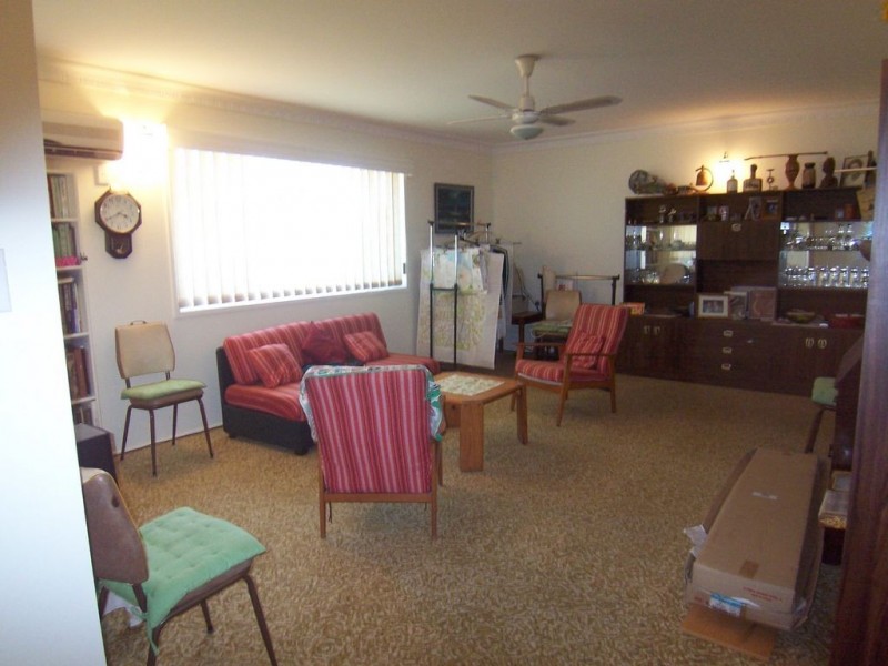 Avenell Heights QLD 4670