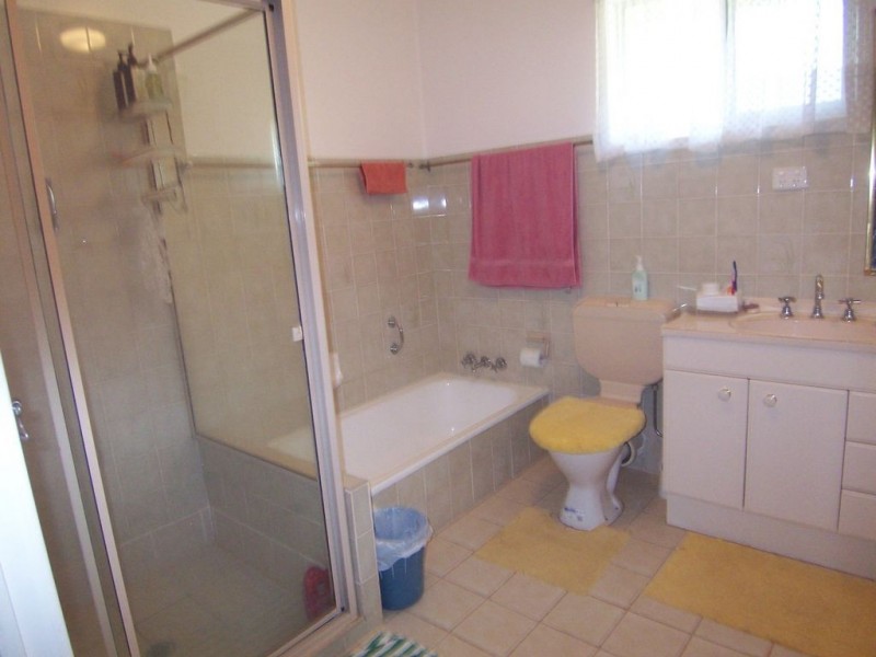 Avenell Heights QLD 4670