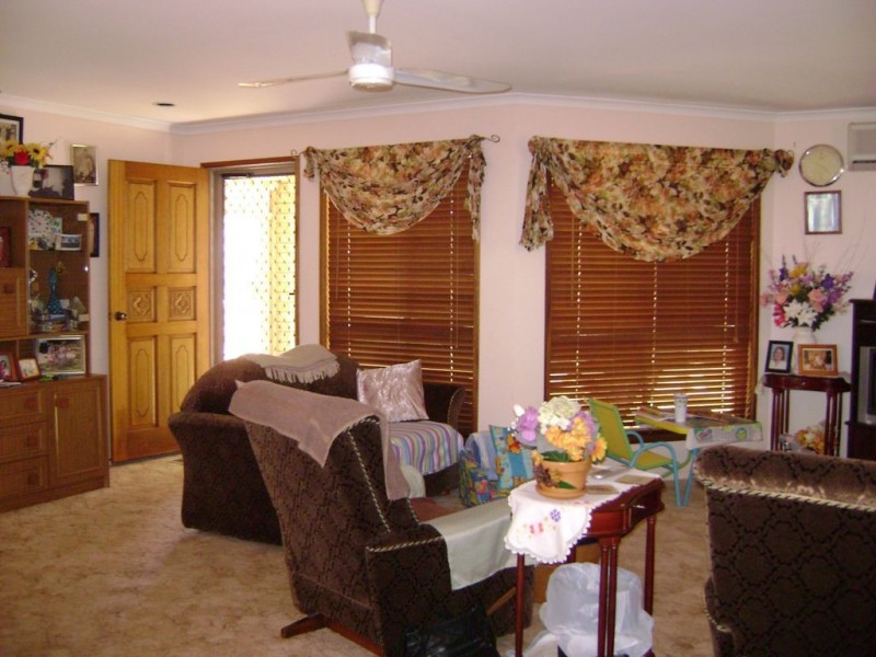 Avenell Heights QLD 4670