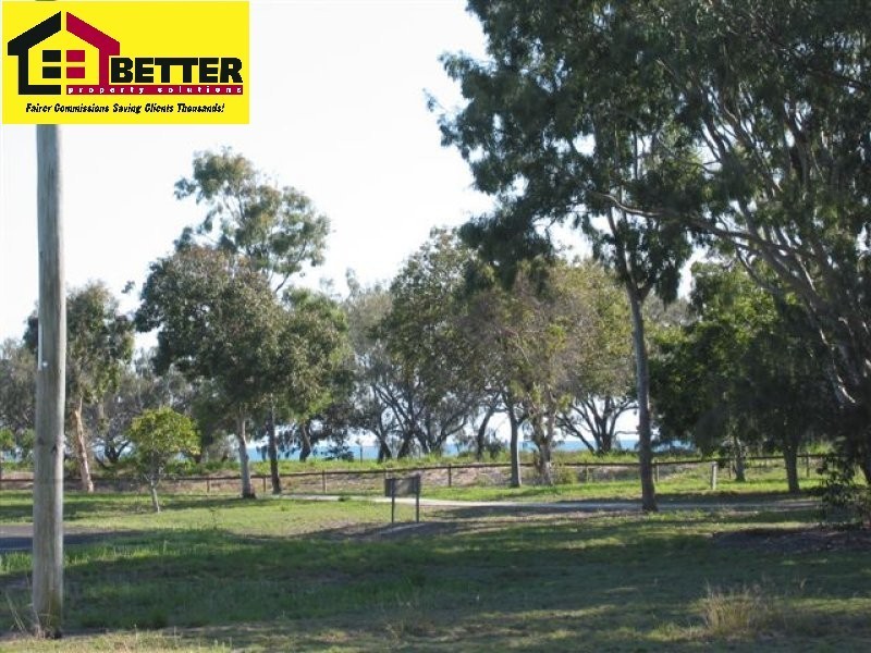Moore Park Beach QLD 4670