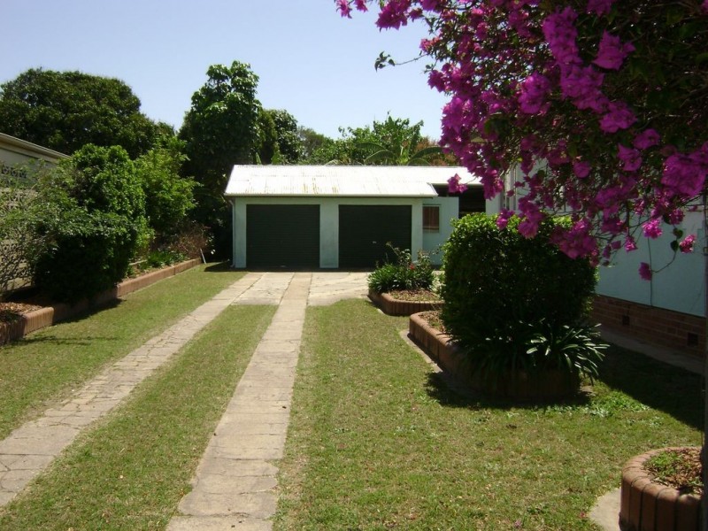 Avenell Heights QLD 4670