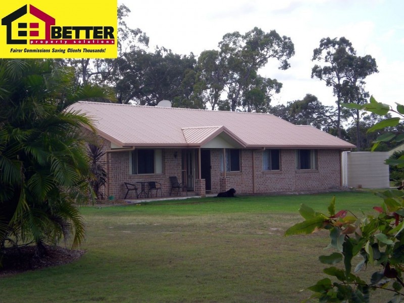 4 Oak Ave, Coonarr QLD 4670