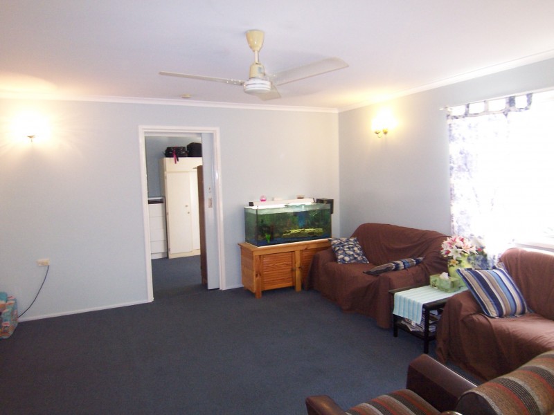 159 McCarthy Street, Avenell Heights QLD 4670