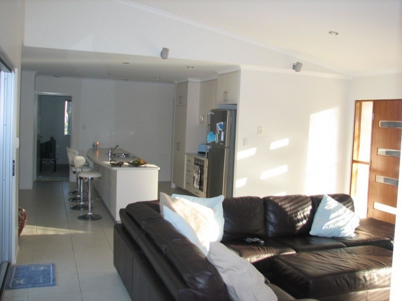 Moore Park Beach QLD 4670