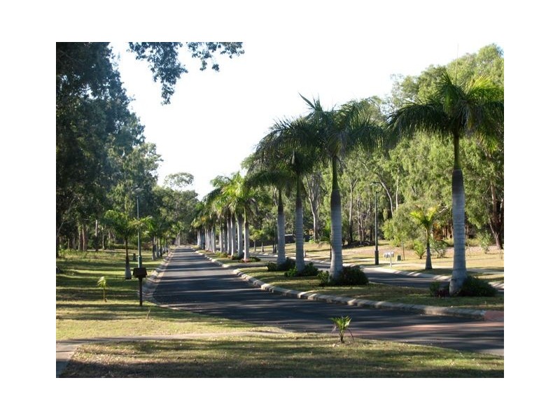 Moore Park Beach QLD 4670