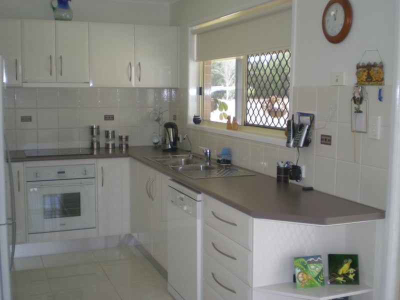 Moore Park Beach QLD 4670