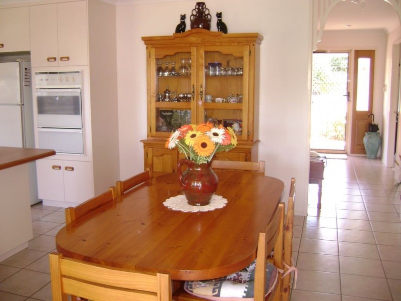 Avenell Heights QLD 4670