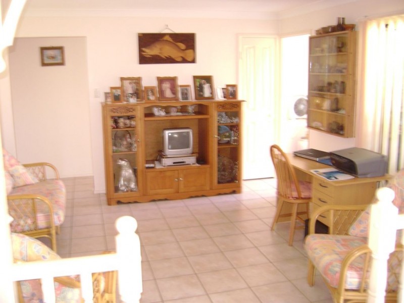 Avenell Heights QLD 4670