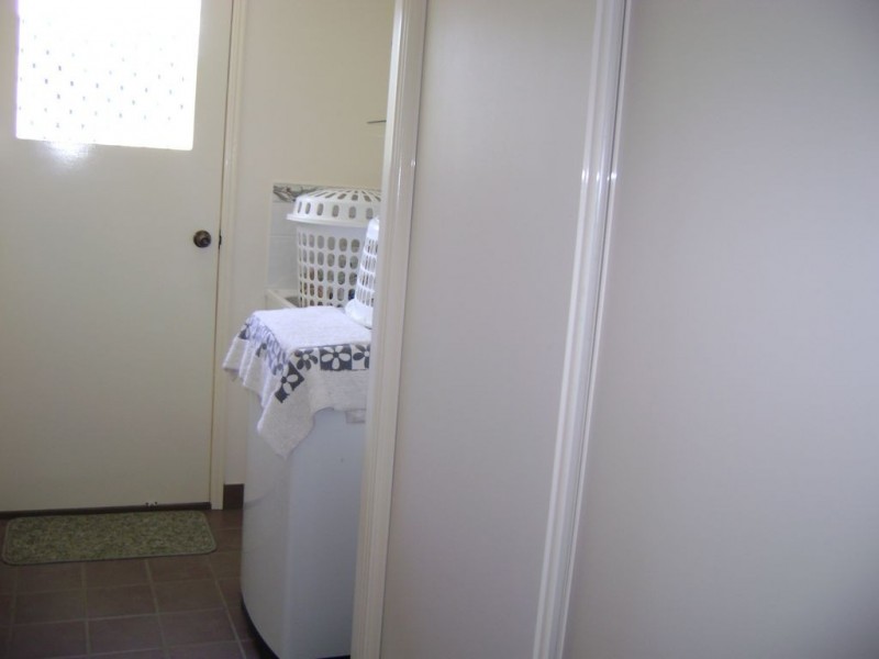 4 Jasper Court, Branyan QLD 4670