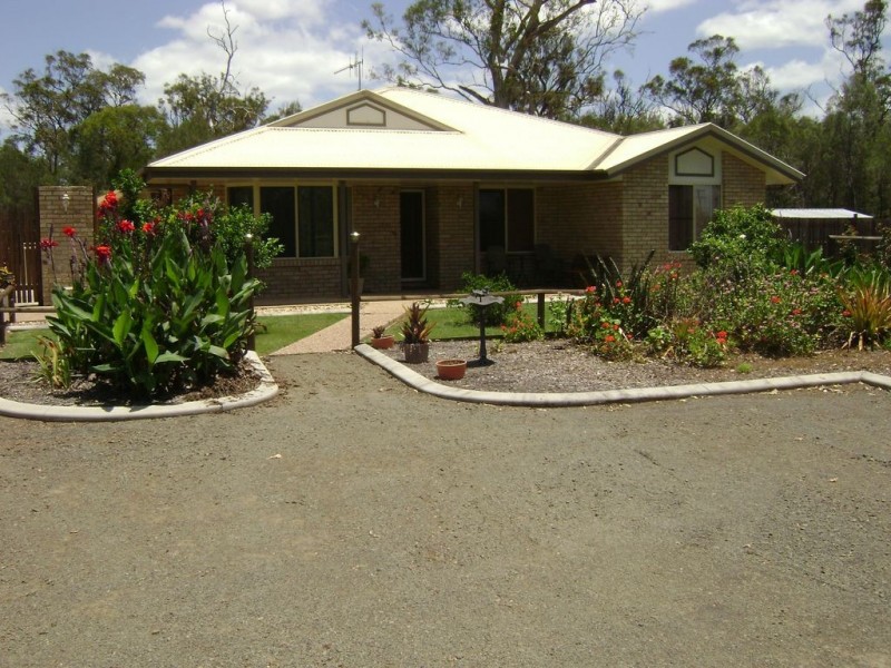 4 Jasper Court, Branyan QLD 4670