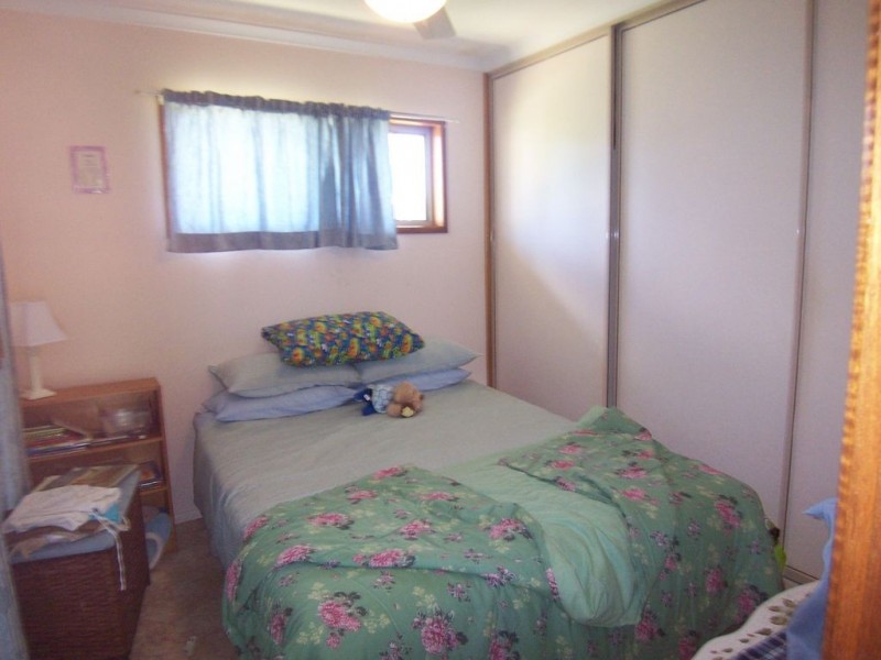 Avenell Heights QLD 4670