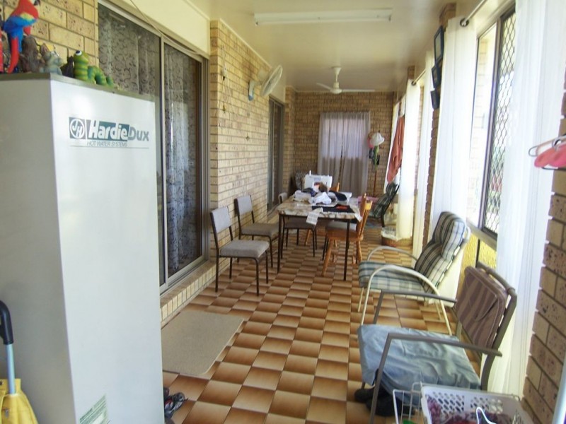 Avenell Heights QLD 4670