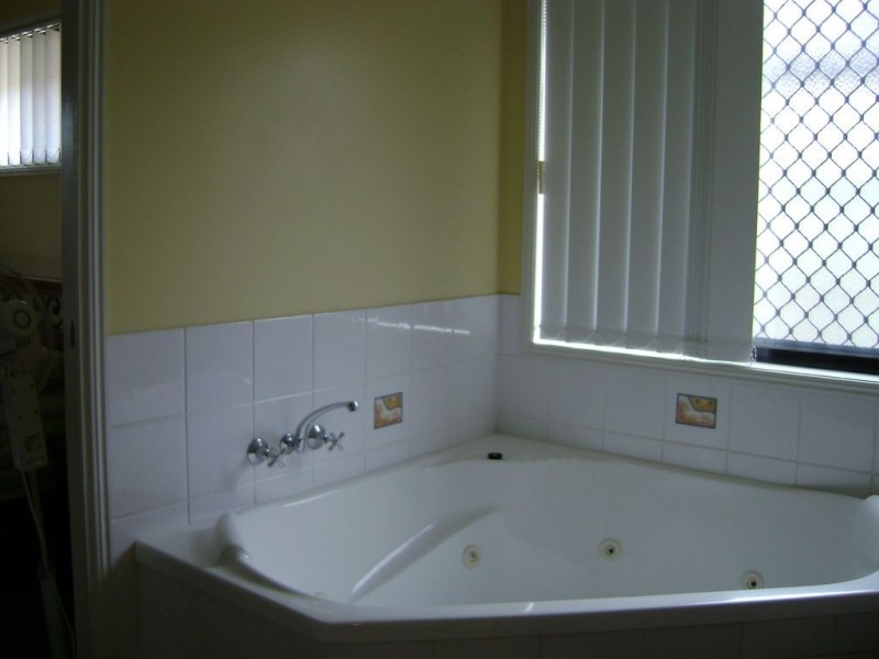 4 McKenzie, Bundaberg North QLD 4670