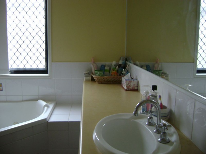 4 McKenzie, Bundaberg North QLD 4670