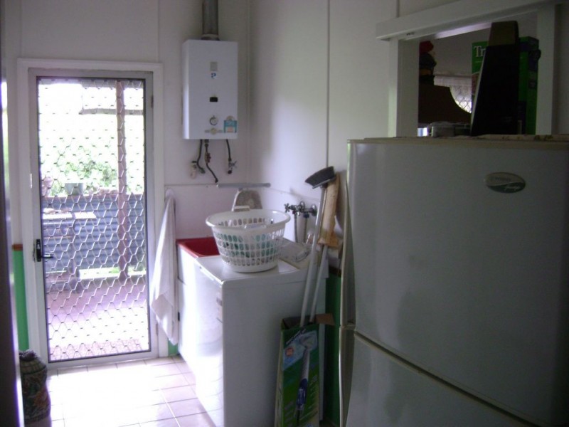 Avenell Heights QLD 4670