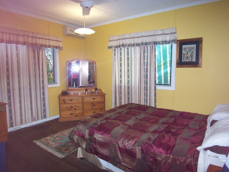 Walkervale QLD 4670