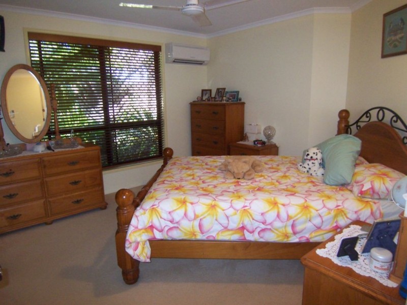 Coral Cove QLD 4670