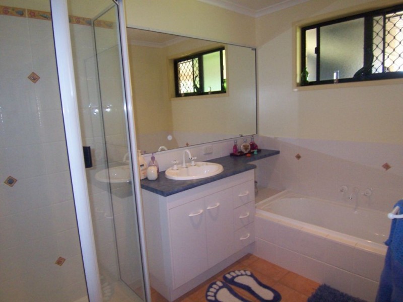 Coral Cove QLD 4670