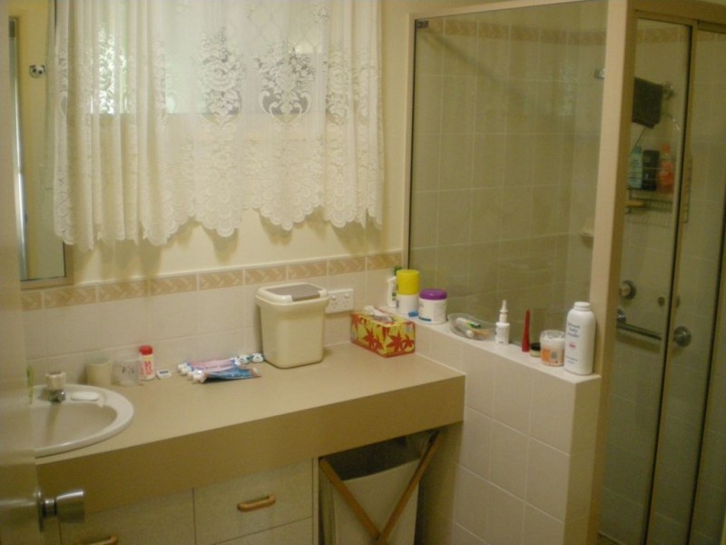 Avenell Heights QLD 4670