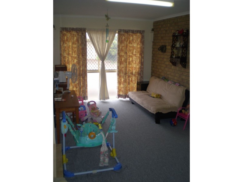 Avenell Heights QLD 4670