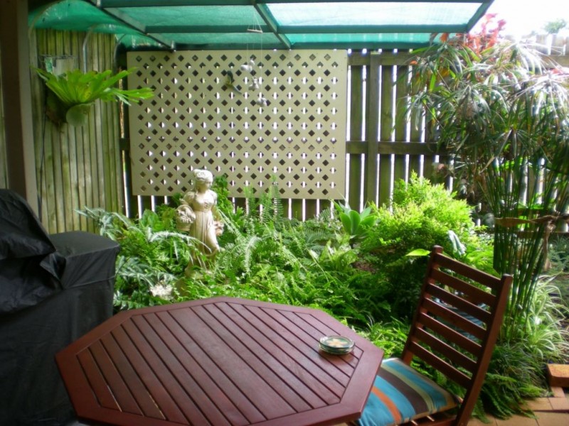 Avenell Heights QLD 4670