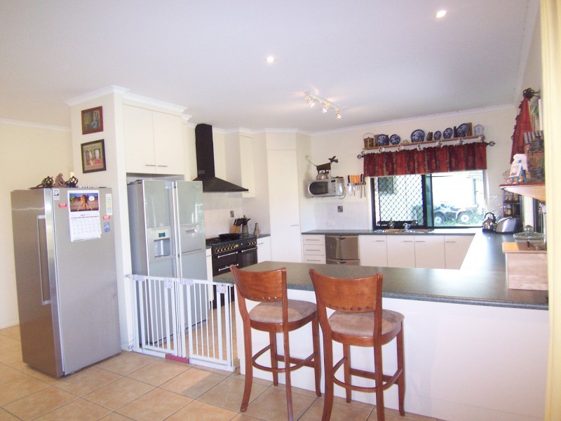 403 Sully & Dowdings Rd, Pine Creek QLD 4670