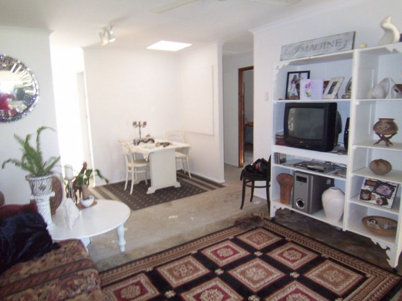 Avenell Heights QLD 4670