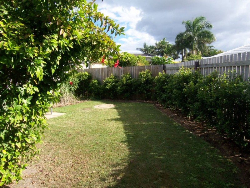 Avenell Heights QLD 4670