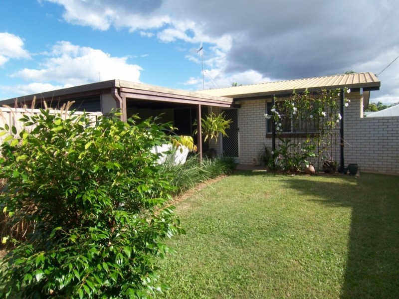 Avenell Heights QLD 4670