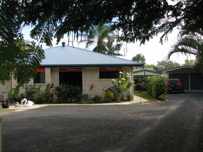 1 Gengers Road, Moore Park Beach QLD 4670