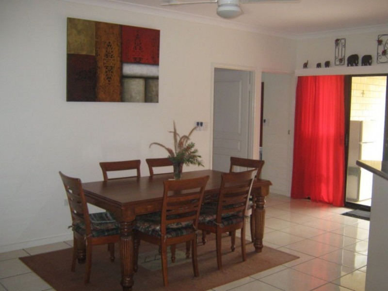 1 Gengers Road, Moore Park Beach QLD 4670