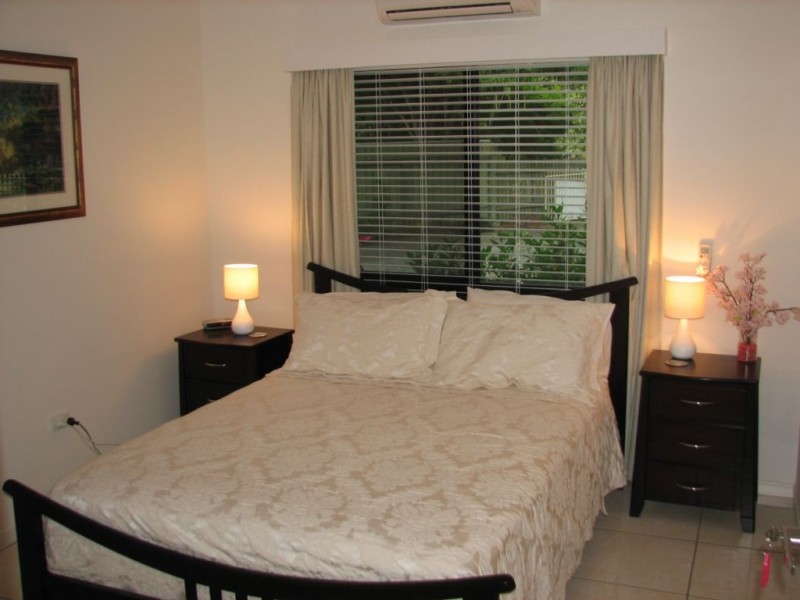 1 Gengers Road, Moore Park Beach QLD 4670