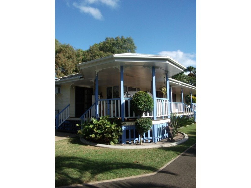 Moore Park Beach QLD 4670