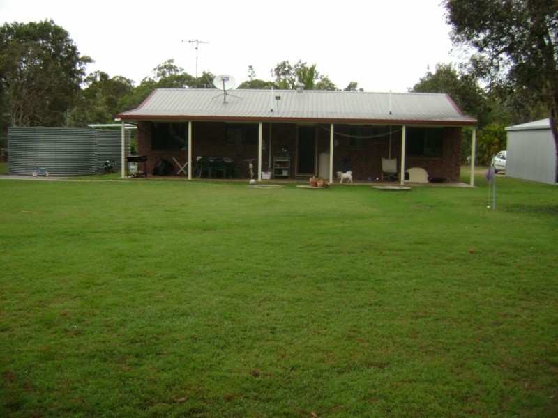 1 Isaac Moore Drive, Moore Park Beach QLD 4670