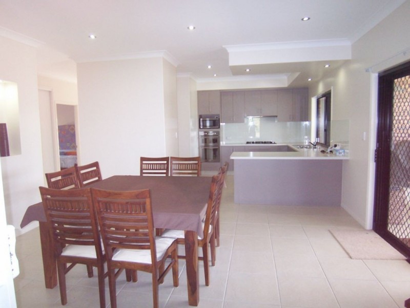 40 Polo Place, Branyan QLD 4670