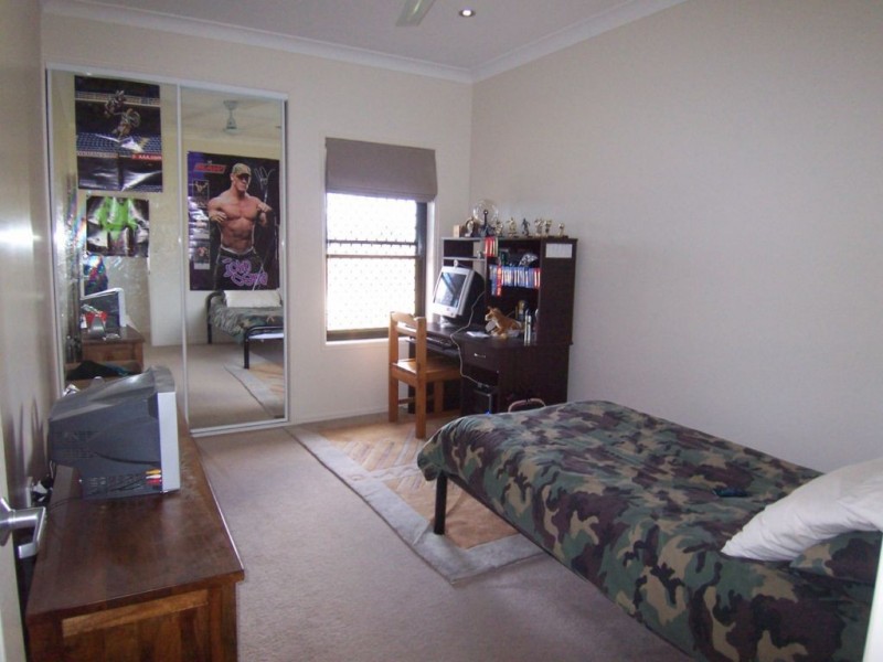 40 Polo Place, Branyan QLD 4670