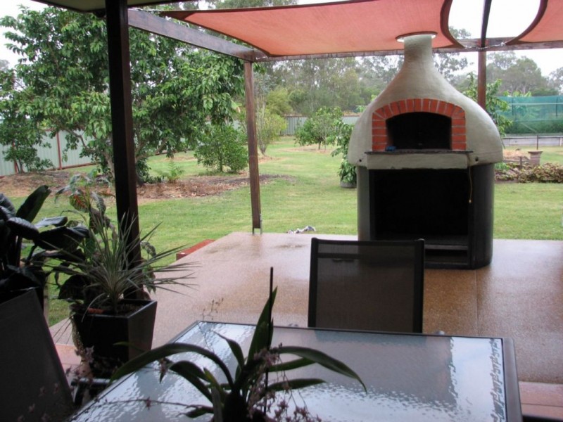 24 Sharon Road, Sharon QLD 4670