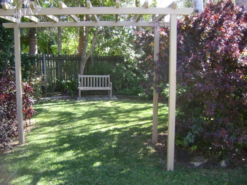 Innes Park QLD 4670