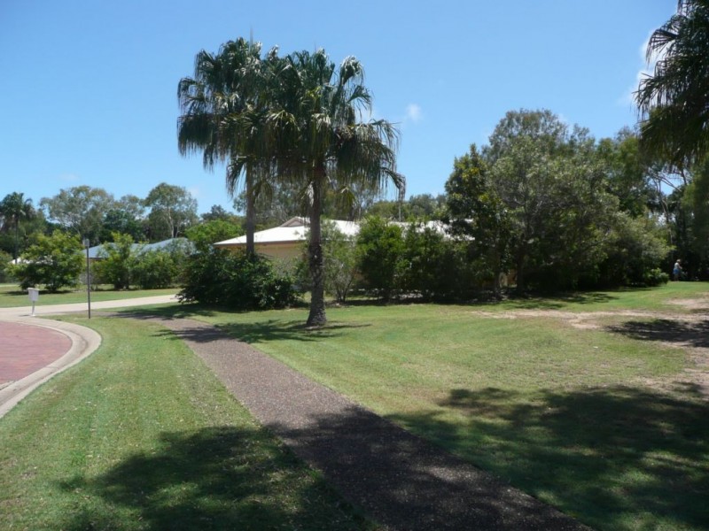 Moore Park Beach QLD 4670