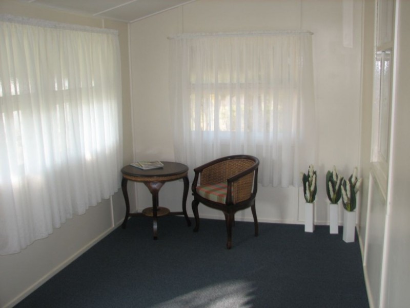 2 Windermere Street, Walkervale QLD 4670