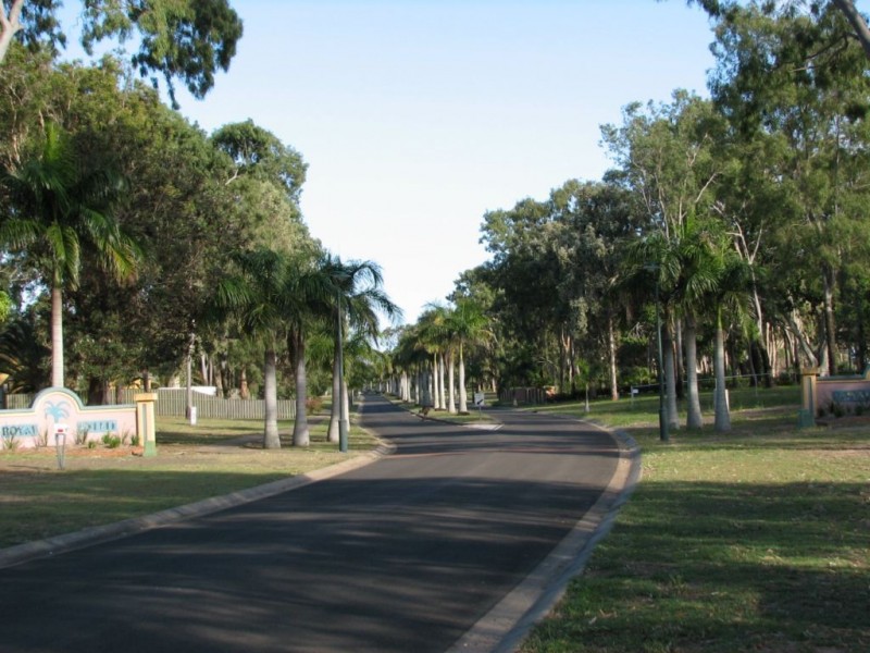 Moore Park Beach QLD 4670
