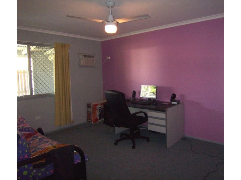 Avenell Heights QLD 4670