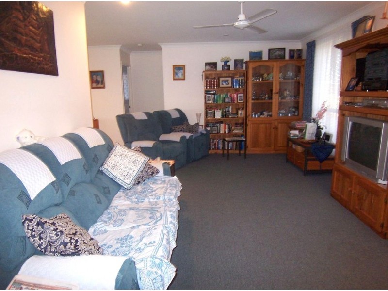 Avenell Heights QLD 4670