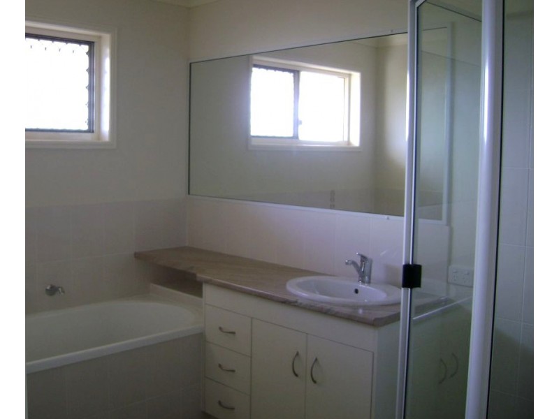 Kepnock QLD 4670
