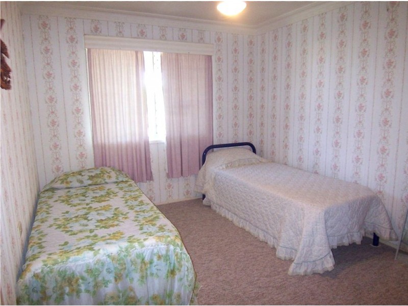 Avenell Heights QLD 4670