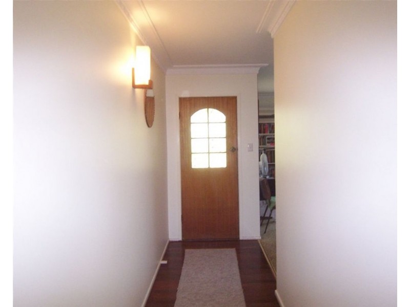 Avenell Heights QLD 4670