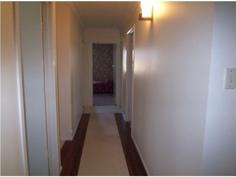 Avenell Heights QLD 4670